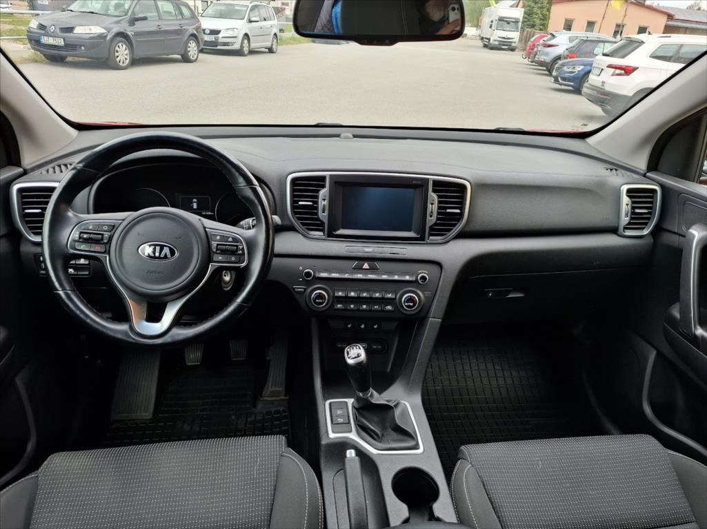 Kia Sportage 1,6, rok 2017, benzín — AutoNeza Pelhřimov — fotka 11