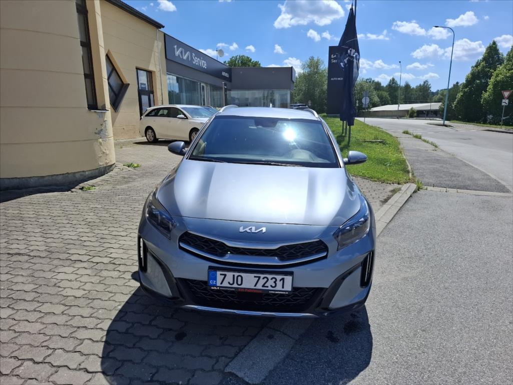 Kia XCeed 1,5 TOP, rok 2022, benzín — AutoNeza Pelhřimov — fotka 2
