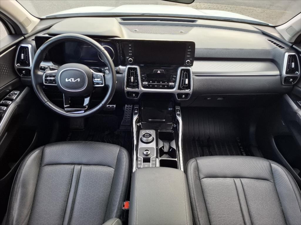 Kia Sorento 2,2 Premium 7 míst, rok 2022, nafta — AutoNeza Pelhřimov — fotka 11