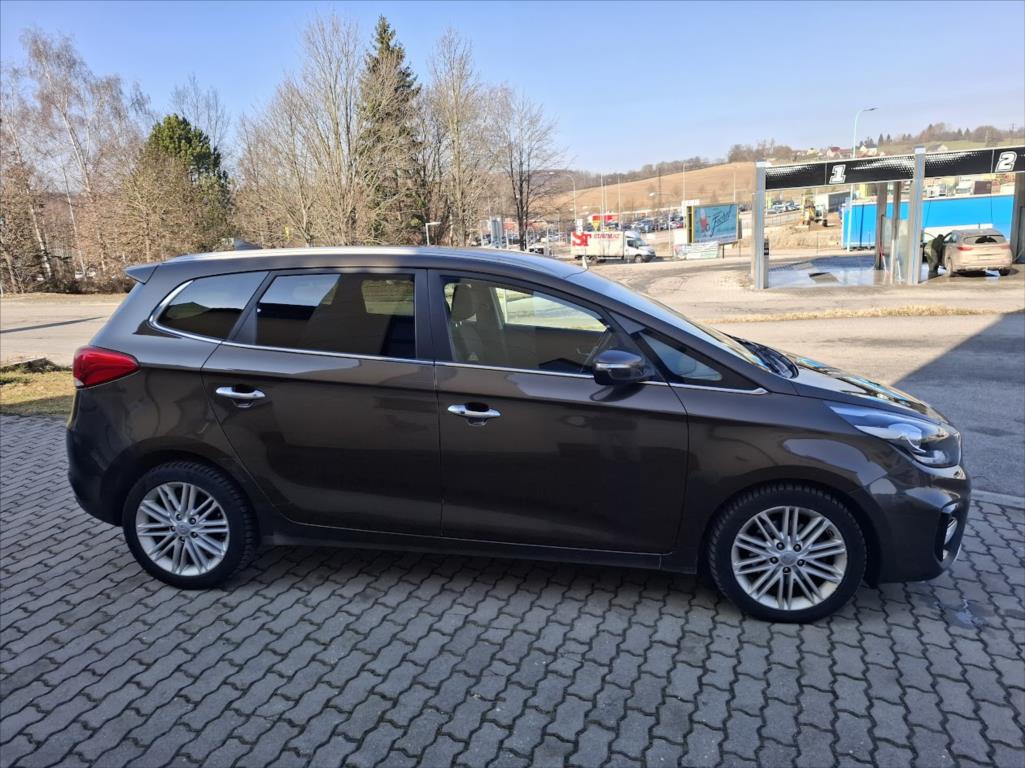 Kia Carens 1,7 Excluisive, rok 2016, nafta — AutoNeza Pelhřimov — fotka 8