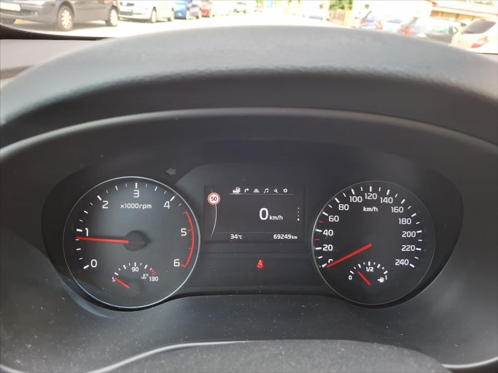 Kia Sportage 1,7, rok 2016, nafta — AutoNeza Pelhřimov — fotka 13