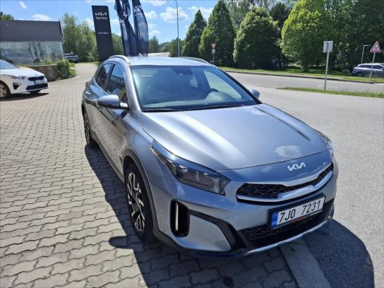 Kia XCeed 1,5 TOP, rok 2022, benzín — AutoNeza Pelhřimov