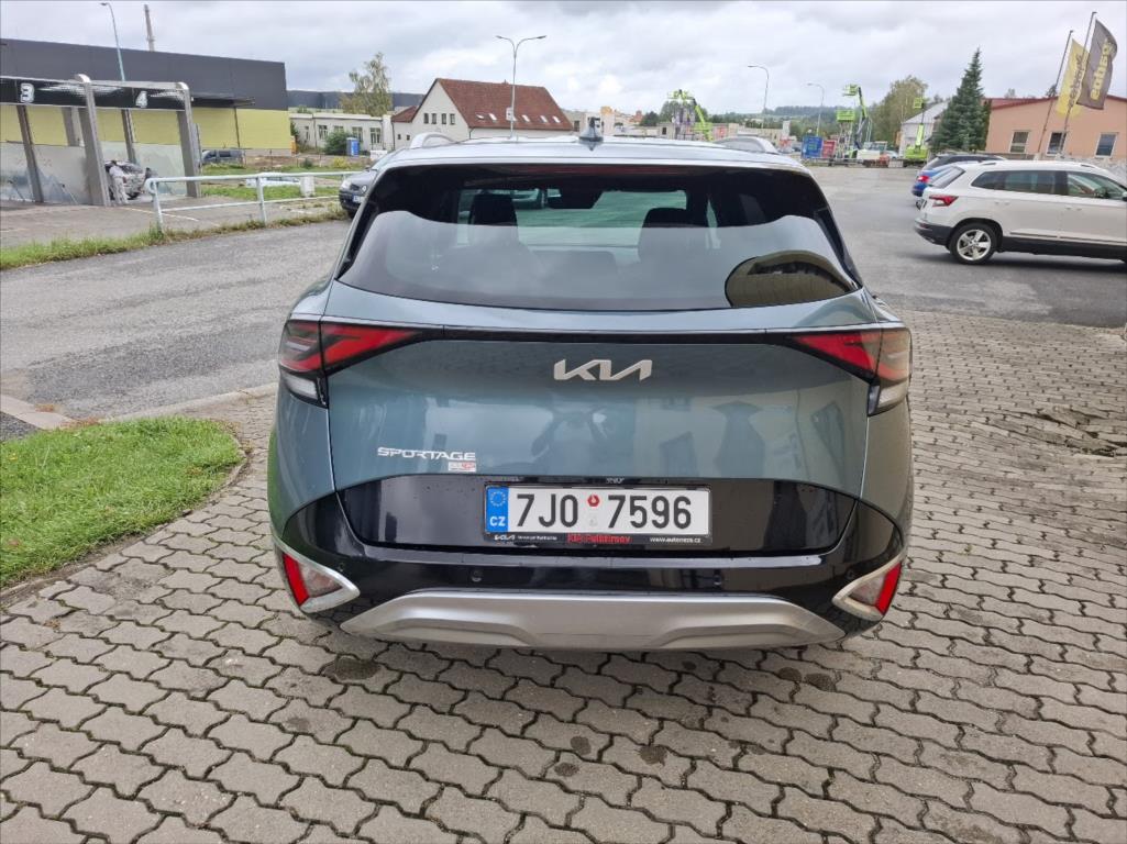 Kia Sportage 1,6, rok 2023, benzín — AutoNeza Pelhřimov — fotka 5