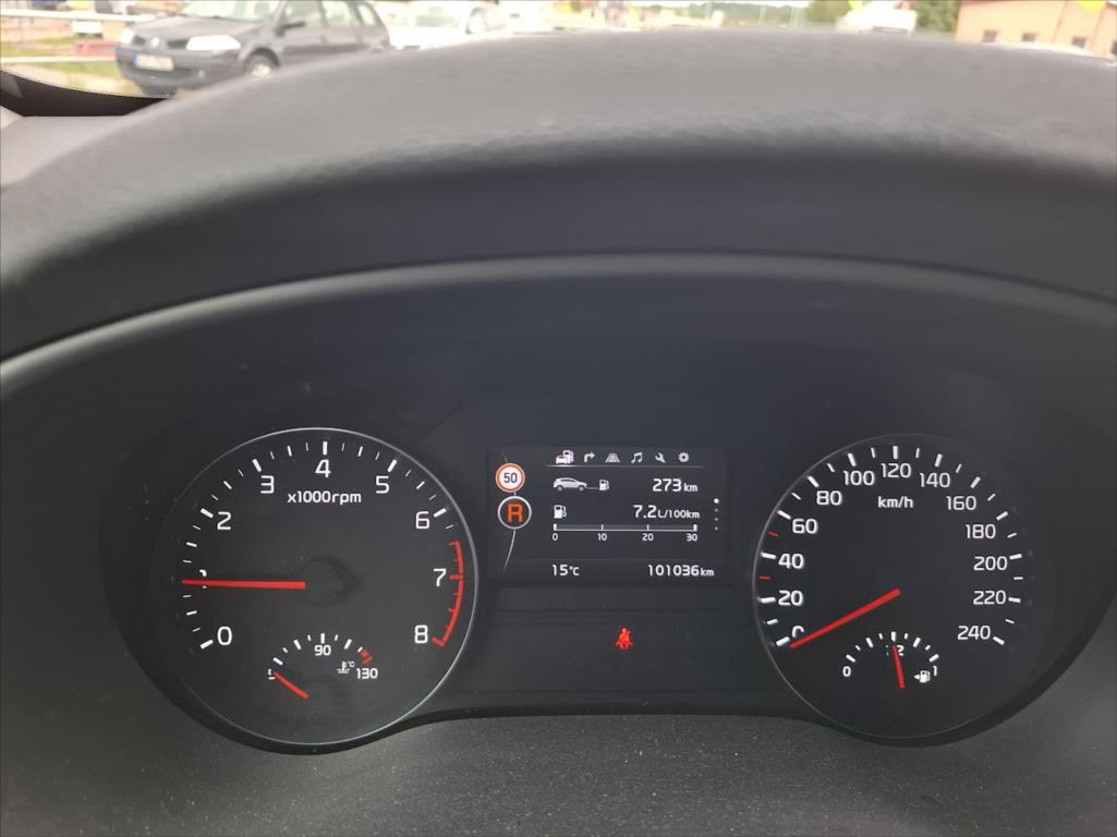 Kia Sportage 1,6, rok 2017, benzín — AutoNeza Pelhřimov — fotka 15