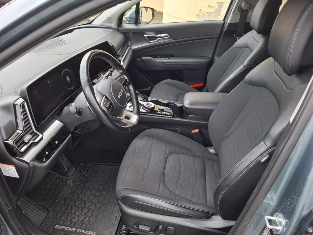 Kia Sportage 1,6, rok 2023, benzín — AutoNeza Pelhřimov — fotka 9