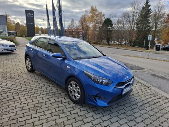 Kia Ceed 1,5, rok 2023, benzín — AutoNeza Pelhřimov