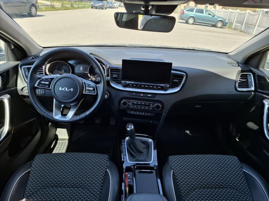 Kia XCeed 1,5 TOP, rok 2022, benzín — AutoNeza Pelhřimov — fotka 11