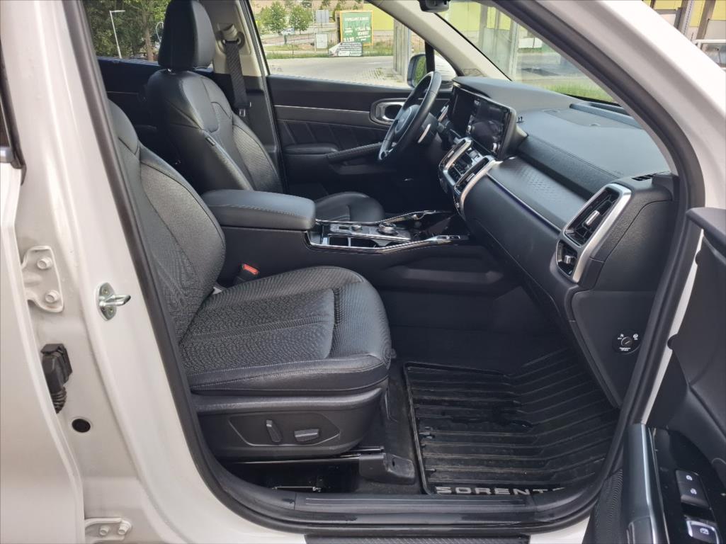Kia Sorento 2,2 Premium 7 míst, rok 2022, nafta — AutoNeza Pelhřimov — fotka 12