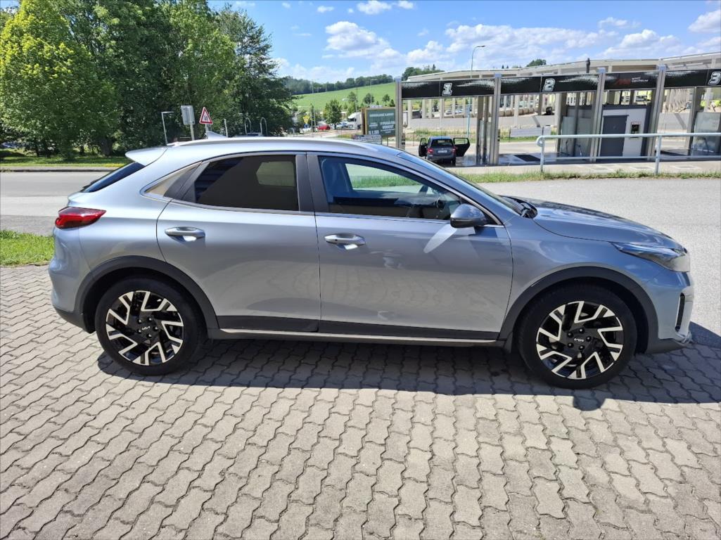 Kia XCeed 1,5 TOP, rok 2022, benzín — AutoNeza Pelhřimov — fotka 8